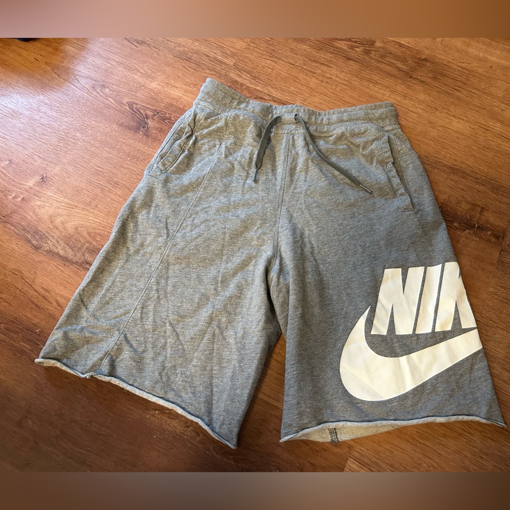 Nike boy  shorts … size xl